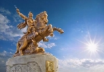 Hết cảnh chọn “thợ làng“ gửi “vàng“ tượng đài, tranh hoành tráng