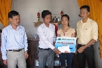 Bia Huda trao tặng học bổng tài năng trẻ Quảng Bình