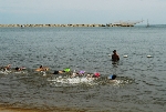 Thực hiện Dự án “Biết bơi để giảm nhẹ rủi ro thiên tai - Kỹ năng sống cho trẻ em bị ảnh hưởng bởi biến đổi khí hậu”