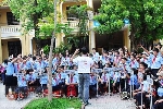 Trường THCS Trần Cao Vân đón Huân chương Lao động hạng Nhì