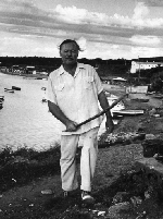 Nhiếp ảnh gia kể chuyện suýt chết dưới tay Ernest Hemingway
