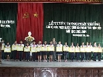 Nam Đông: Tuyên dương giáo viên, học sinh tiêu biểu 