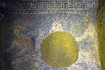 Tìm thấy tranh khổng lồ trong ngôi mộ bí ẩn ở Amphipolis
