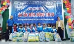 227 áo ấm và chăn đến với học sinh vùng núi