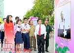 Khai mạc triển lãm 'Chủ tịch Hồ Chí Minh sống mãi trong lòng dân tộc Việt Nam'