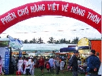Phiên chợ đưa hàng Việt về nông thôn tại  Phú Vang 