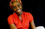 Chimamanda Adichie viết văn từ chuyện 'nghe trộm'