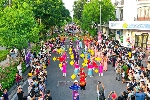 Lễ hội đường phố đậm nét Sắc màu văn hóa 