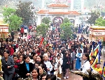 Thừa Thiên Huế: Khai hội Đền Huyền Trân năm 2011 