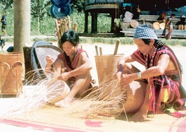 Làng nghề đan lát Bao La