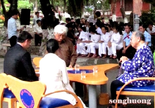 Tọa đàm về “văn hóa học đường” với học sinh, sinh viên cố đô Huế