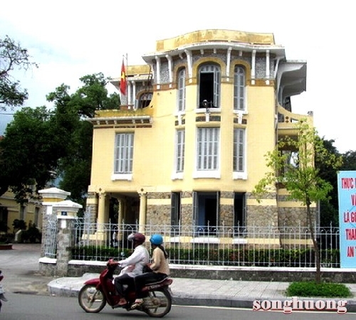 Thành lập Bảo tàng Văn hoá Huế