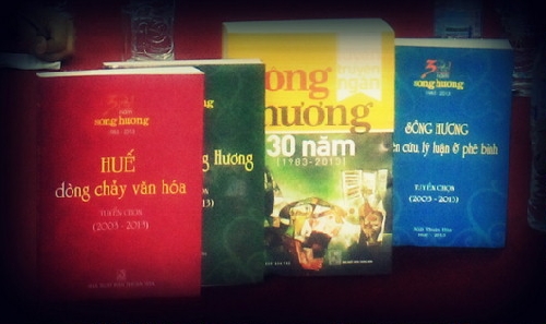 Ra mắt bộ sách 30 năm Sông Hương