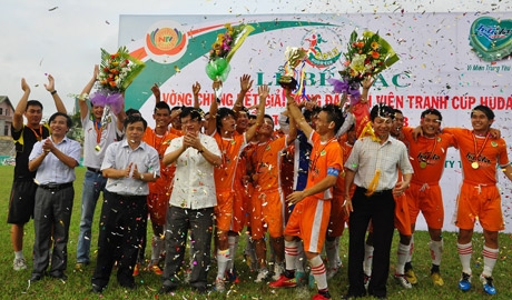 Khoa Giáo dục thể chất (ĐH Huế) vô địch Huda Cup năm 2013
