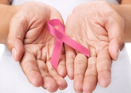 Khám sàng lọc và phát hiện sớm bệnh ung thư vú tại thành phố Huế