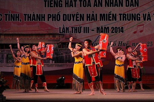 Hội thi tiếng hát TAND các tỉnh, thành phố duyên hải miền Trung và Tây Nguyên lần thứ III - năm 2014.