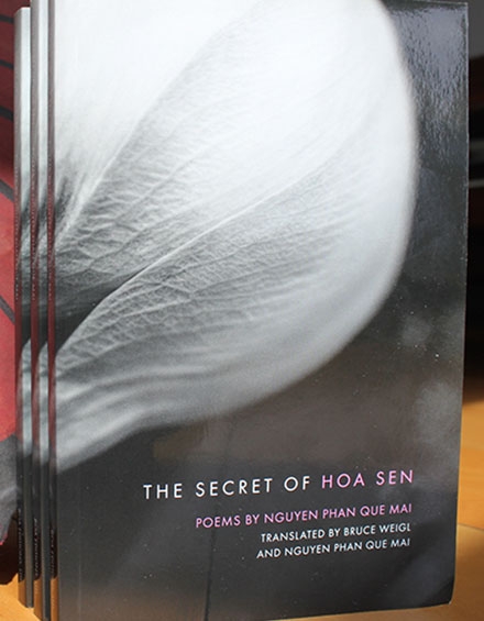 Bí mật của hoa sen được ấn hành tại Mỹ
