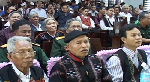 A Lưới: Kỷ niệm 45 năm đồng bào các dân tộc thiểu số miền tây tỉnh Thừa thiên Huế mang họ Bác Hồ 