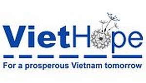 21 sinh viên trường Đại học Nông Lâm Huế nhận học bổng VietHope năm 2014