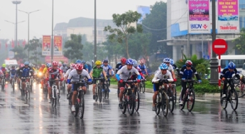 Giải đua xe đạp địa hình tỉnh Thừa Thiên Huế lần thứ nhất năm 2014
