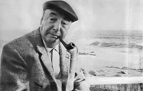 Chile mở lại cuộc điều tra về cái chết của nhà thơ Neruda