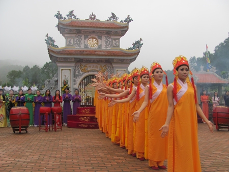 Thừa Thiên Huế: Lễ hội đền Huyền Trân