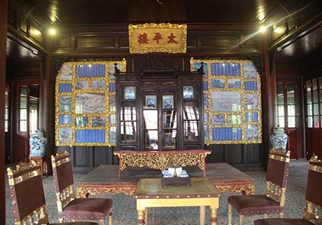 Mở cửa tham quan nơi vua Nguyễn đọc sách