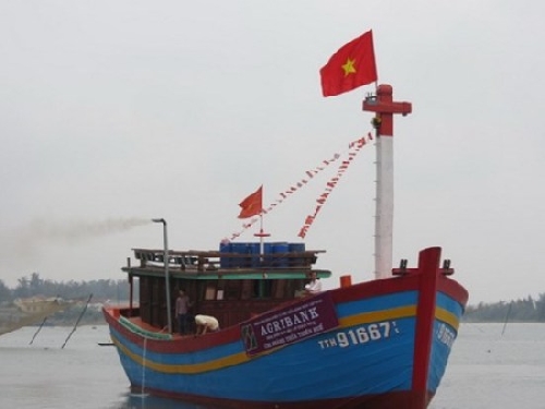 Thừa Thiên Huế: Hạ thủy tàu cá đầu tiên vay vốn theo theo Nghị định 67