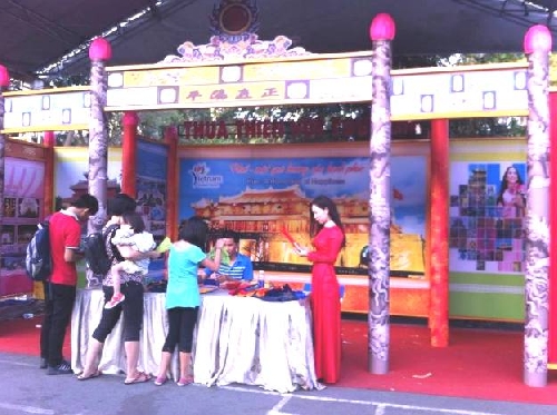 Tỉnh Thừa Thiên Huế quảng bá du lịch tại Ngày hội du lịch thành phố Hồ Chí Minh lần thứ XI năm 2015
