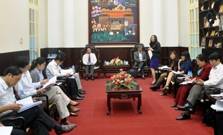 Hội đồng nhân dân tỉnh Thừa Thiên Huế làm việc với lãnh đạo Đại học Huế
