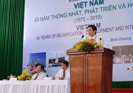 Đại học Khoa học Huế đồng tổ chức Hội thảo “Việt Nam - 40 năm thống nhất, phát triển và hội nhập (1975-2015)”.