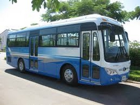 A Lưới: Khai thác tuyến vận tải hành khách bằng xe buýt Huế - A Lưới