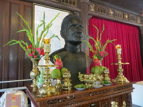 An vị tượng vua Hàm Nghi tại Bảo tàng Lịch sử và Cách mạng Thừa Thiên Huế