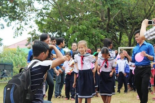 Thừa Thiên - Huế: Học sinh tiểu học xếp hình bản đồ Việt Nam