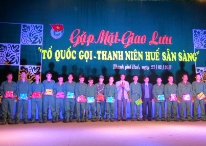 Giao lưu “Tổ quốc gọi Thanh niên Huế sẵn sàng” 