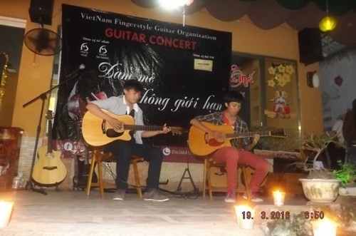 Trào lưu chơi Guitar Fingerstyle mới của giới trẻ cố đô