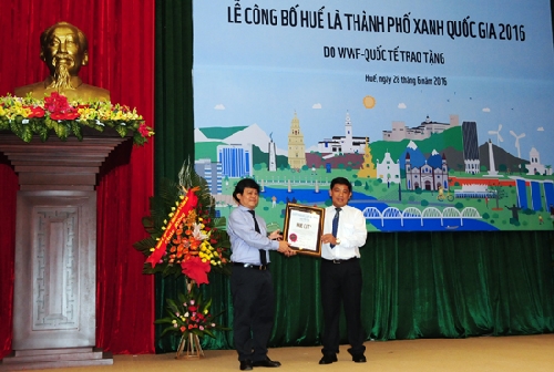 Huế - thành phố đầu tiên của Việt Nam được công nhận danh hiệu Thành phố Xanh Quốc gia 2016