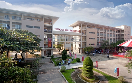 Trường Cao đẳng HueIC – HEC – VietHanIT trao đổi kinh nghiệm quản lý, giảng dạy 