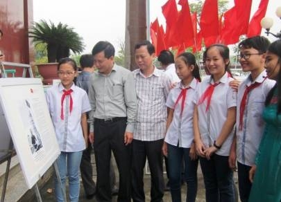 Triển lãm “Hoàng Sa, Trường Sa của Việt Nam- Những bằng chứng lịch sử” tại huyện Tĩnh Gia