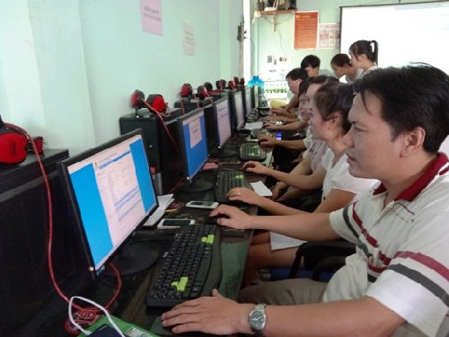 Nam Đông: Tập huấn, triển khai Phần mềm quản lý văn bản điều hành và hệ thống mạng WAN