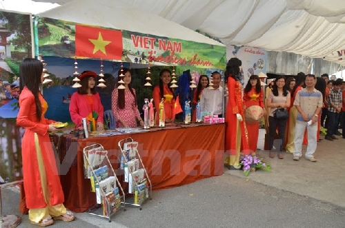 Dấu ấn văn hóa Việt Nam nổi bật trong Lễ hội ASEAN+3 tại Campuchia