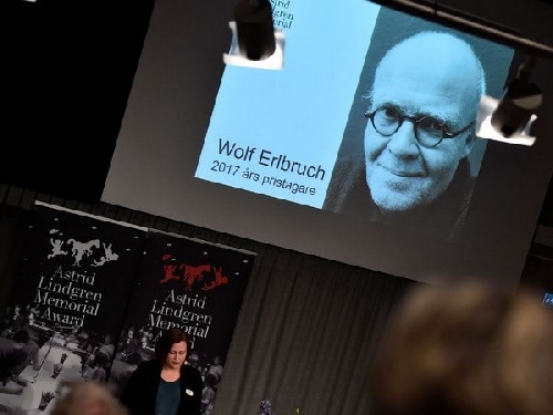 Nhà văn Đức Erlbruch đoạt giải văn học thiếu nhi danh giá nhất