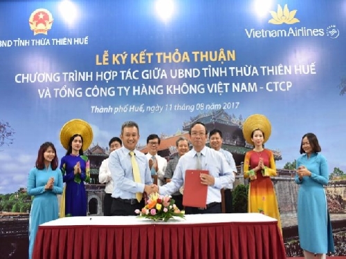 UBND tỉnh Thừa Thiên Huế và Tổng công ty Hàng không Việt Nam ký kết hợp tác thúc đẩy phát triển du lịch      