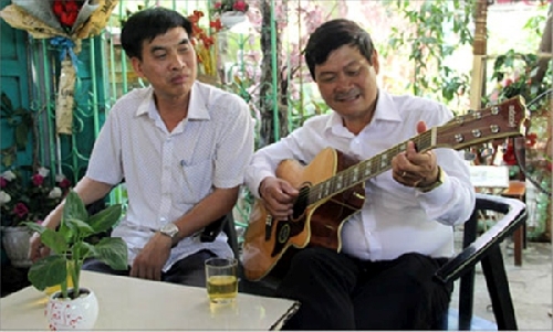 Nguyễn Việt Hoàng & những trăn trở với bài hát quê hương