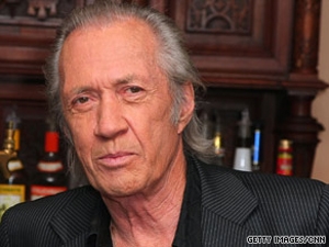 Cái chết của David Carradine: Tự tử hay tai nạn? 