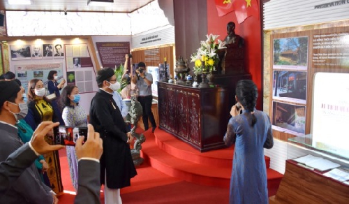 Khánh thành công trình chỉnh lý nhà trưng bày di tích lưu niệm Bác Hồ tại làng Dương Nỗ