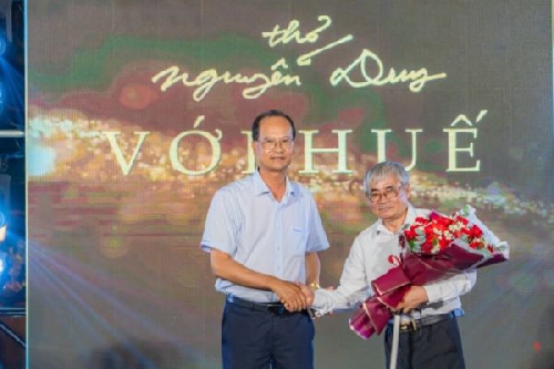 Chương trình “Thơ Nguyễn Duy với Huế". 