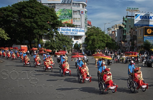 Về phố ngày cuối năm