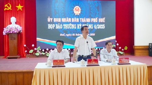 Huế đón 2 triệu lượt khách 4 tháng đầu năm 2025