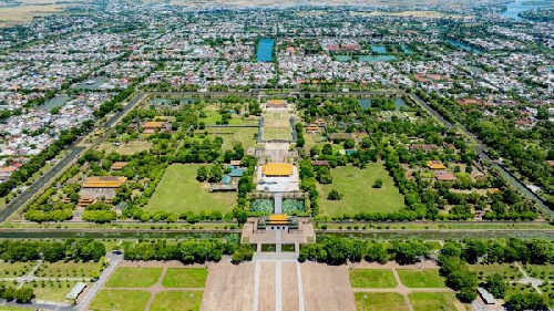  Thành lập Hội đồng khoa học thẩm định Quy hoạch bảo quản, tu bổ, phục hồi Quần thể Di tích Cố đô Huế đến năm 2030, tầm nhìn 2050